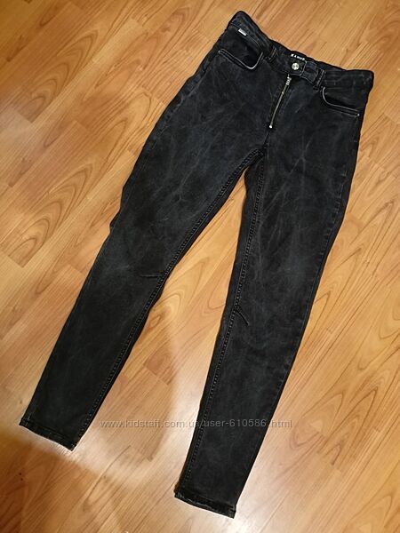 Жіночі джинси. Розмір S, на 44