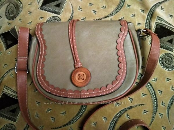 Сумочка цвета кофе с молоком кросс-боди