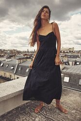 Zara сукня з вишивкою