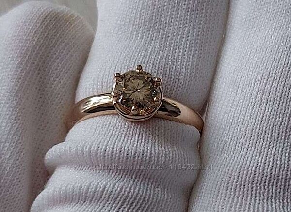 Золотое кольцо с бриллиантом 0.8 карат Размер 17.5