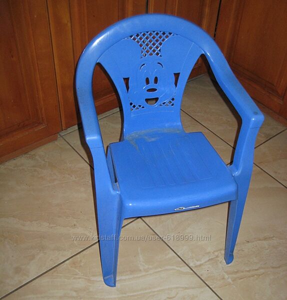 Продам крісло дитяче.