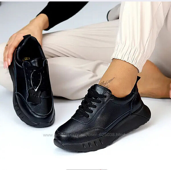 Жіночі кросівки Натуральна шкіра чорні/ чорнбеж
