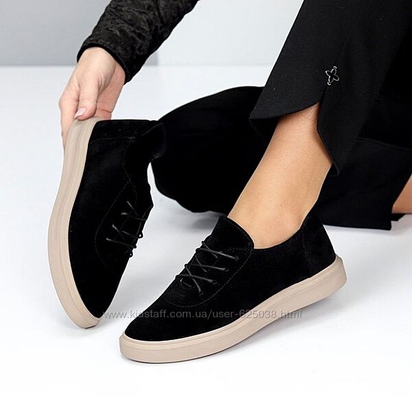 Жіночі туфлі Натуральна шкіра /замш чорного кольору