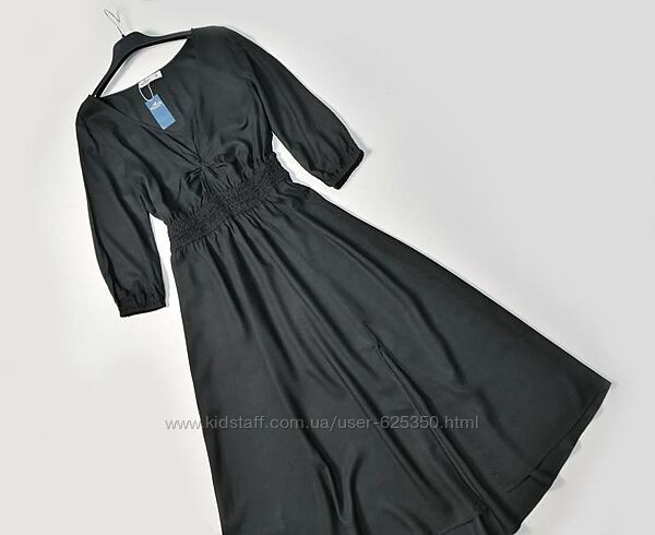 Новое вискозное черное платье Hollister