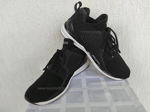 Кроссовки текстильник Puma р.41.5-42