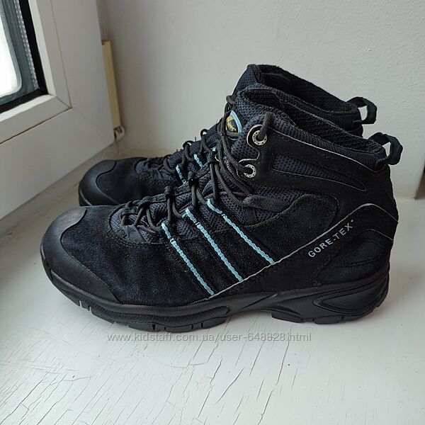Демисезонные ботинки Adidas Gore-Tex 37р. 24 см.