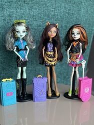 Monster High Travel Scaris, Frankie Stein, Clawdeen Wolf