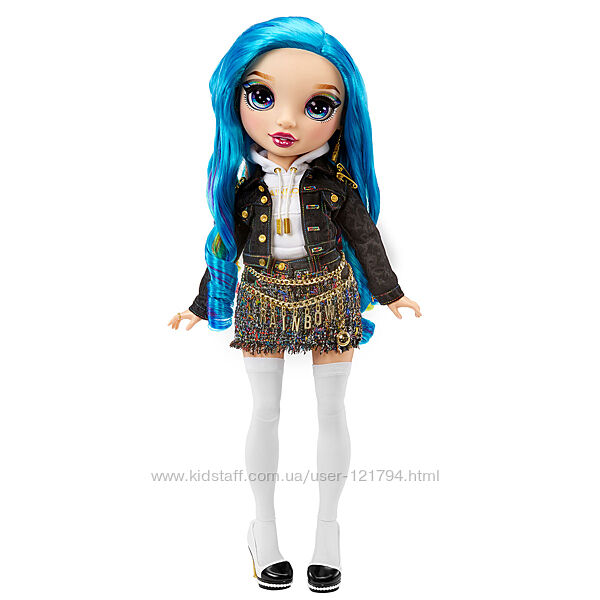 Коллекционная мегакукла Rainbow High Амайя на подиуме 577287