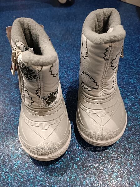 Зимним ботинки , дутики Demar 