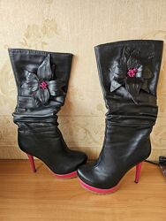 Дуже красиві сексі кожані сапожки ботинки 