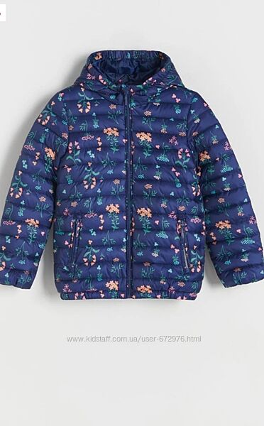 Стьобана демісезонна куртка з капюшоном Reserved р. 146.