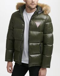 Зимова куртка Guess