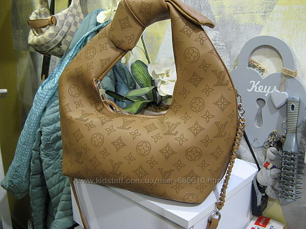 Сумка Lous Vuitton Why Knot Bag
