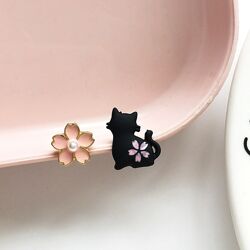 Детские сережки черный кот с цветком, серьги для детей