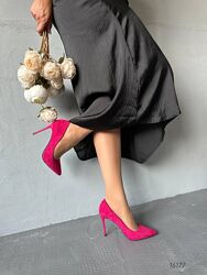Жіночі туфлі  колір фуксія 
