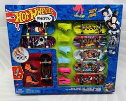 США Набір скейтів і взуття Хот Вілс Hot Wheels Skate 8 pack