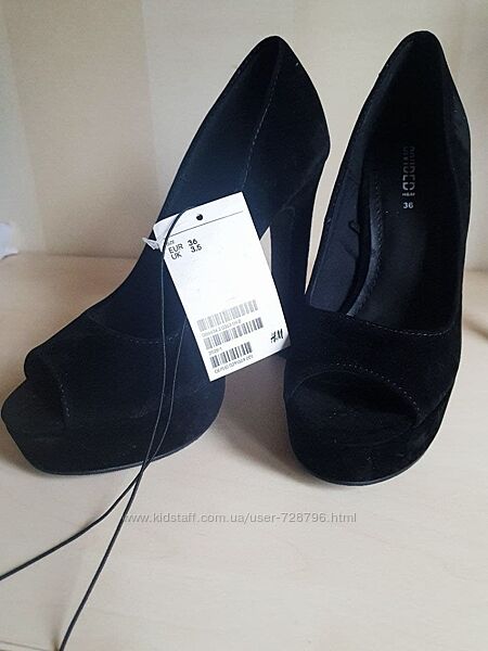  Изысканные чёрные туфли с открытым носком от H&M