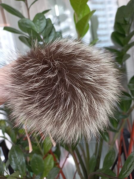 Помпон, бубон, натуральне хутро