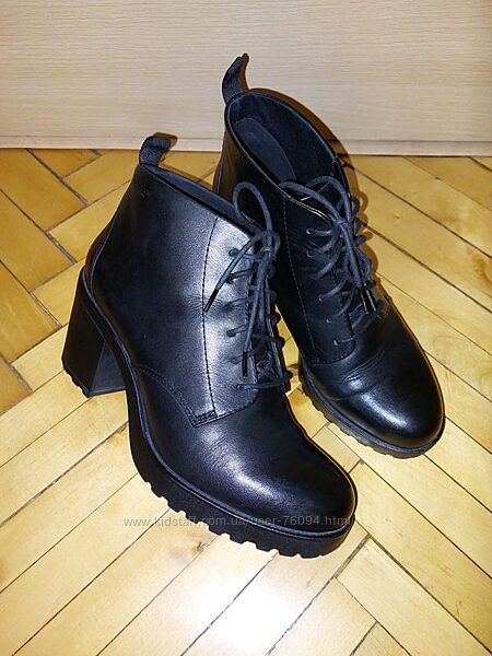 Черевики ботильйони VAGABOND р.39