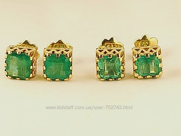 Золотые серьги пуссеты 585 пробы с изумрудами