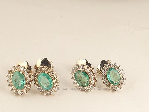 Золотые серьги пуссеты 585 пробы с изумрудами и бриллиантами 
