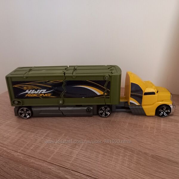  іграшка Hot wheels Шалене зіткнення 