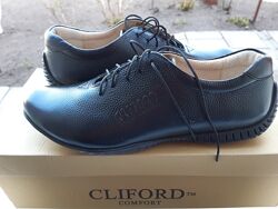 Нові шкіряні кросівки Cliford 38 розмір