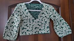 Коротка блузочка, вишита розмір xs