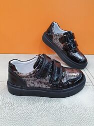 Кожаные кроссовки TopKids 26р 350-10