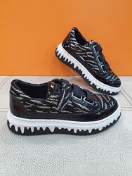 Кожаные кроссовки K. Pafi 35р 106-351