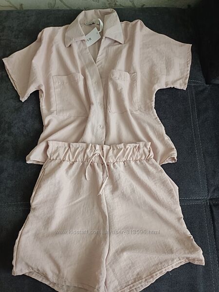 Костюмчик супер легенький 