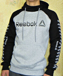 Теплая спортивная кофта с капюшоном-худи Reebok два цвета.