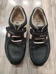 Кожаные мокасины Clarks
