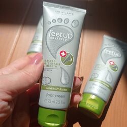 Крем для загрубілої шкіри ніг Feet Up Advanced