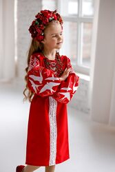 Вишивана сукня. Вишита сукня для дівчинки Ластівки