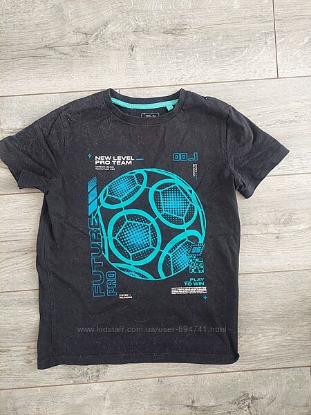 Продам футболку на хлопця 