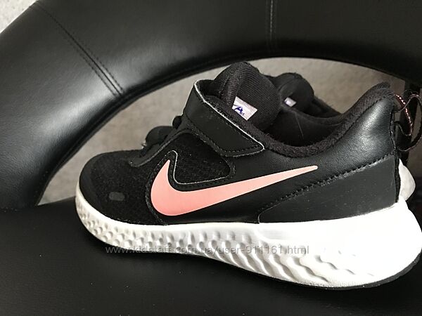 Кросівки Nike Revolution 5 розмір 34 оригінал