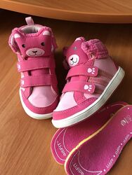 Кросівки Adidas neo 24 р.