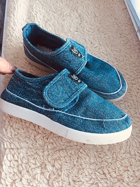 Дитячі легкі кеди, мокасини на липучках