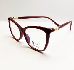 Стильні комп&acuteютерні окуляри в червоній оправі 