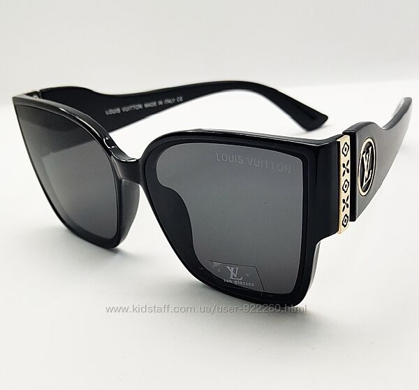 Стильні жіночі чорні сонцезахисні окуляри 