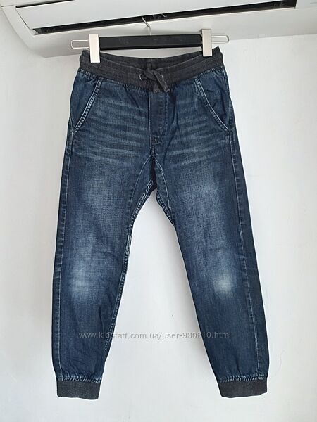Джинсы джоггеры на резинке H&M 9-10 р. 140см джинси джогери