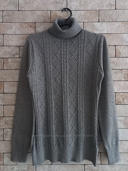 Жіночий теплий светр