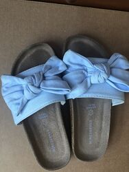 Шльопанці з бантиком Reserved