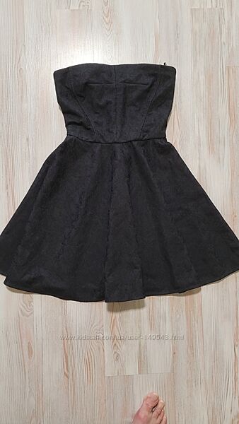 Маленька чорна сукня Pull&Bear S