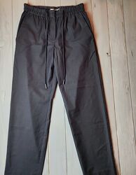 Стильні чорні штани від Mango