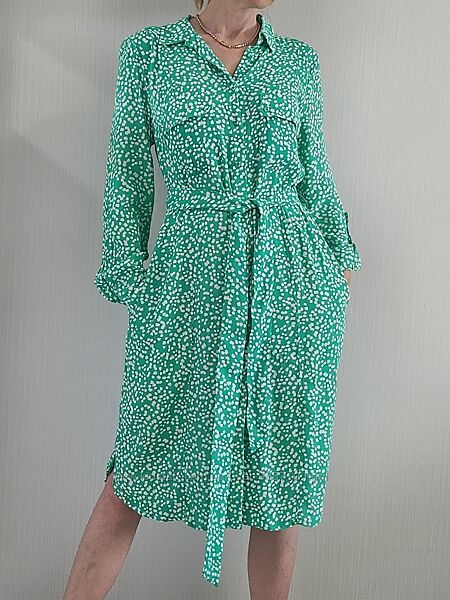 Зелёное платье рубашка миди с принтом Mint velvet Англия