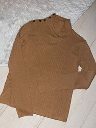 Кофтинка Mango з цікавими ґудзиками 
