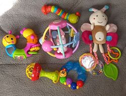 Іграшки для новонародженої дитини
