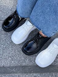 Жіночі туфлі на шнурівці -Lavina-. Натуральна шкіра